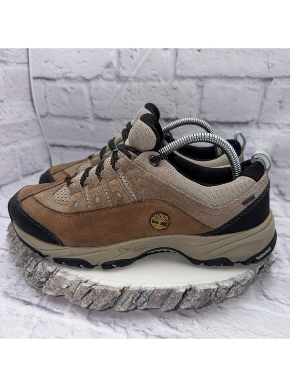 Timberland Womens Ossipee Gore-Tex WP Hiking Shoes Taupe Leather Size 10 - Picture 2 of 12